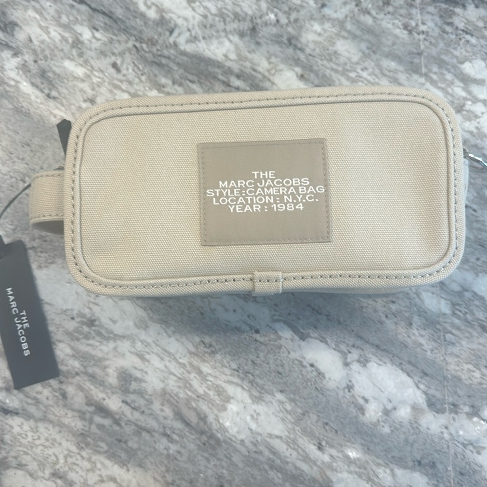 Marc Jacobs camera bag new with tags NO STRAP
